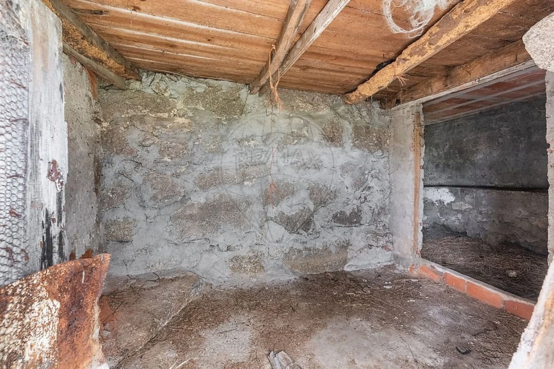 Moradia T2 para Venda em Galegos Foto 11