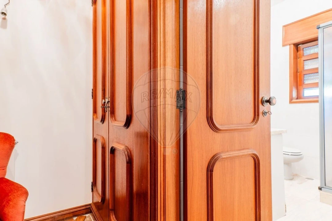 Moradia T6 para Venda em Belazaima do Chão, Castanheira do Vouga e Agadão Foto 11