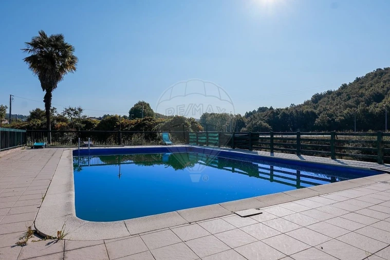 Moradia T6 para Venda em Belazaima do Chão, Castanheira do Vouga e Agadão Foto 1