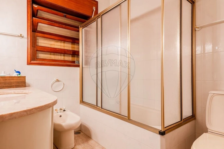 Moradia T6 para Venda em Belazaima do Chão, Castanheira do Vouga e Agadão Foto 13