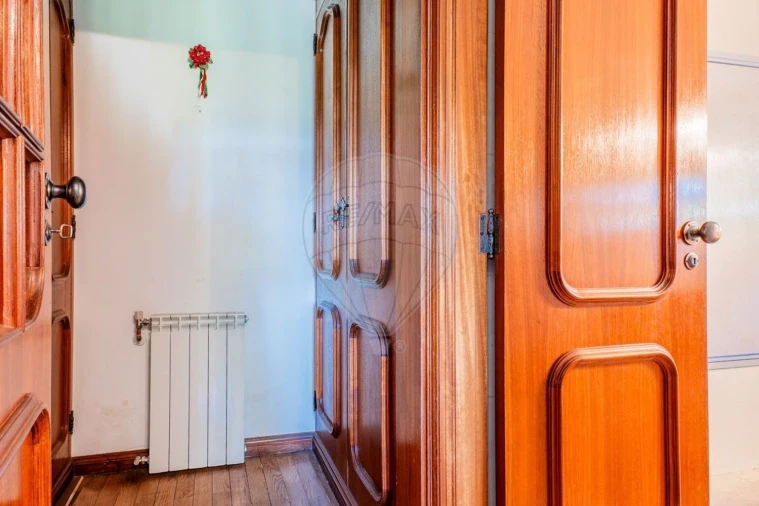 Moradia T6 para Venda em Belazaima do Chão, Castanheira do Vouga e Agadão Foto 7