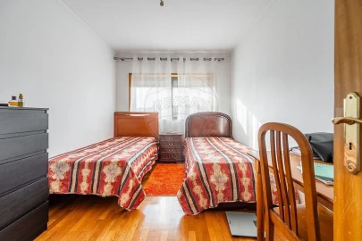 Apartamento T3 para Venda em Ferreiros e Gondizalves