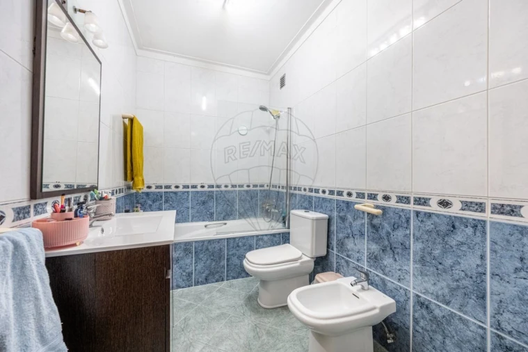 Apartamento T3 para Venda em Ferreiros e Gondizalves Foto 16