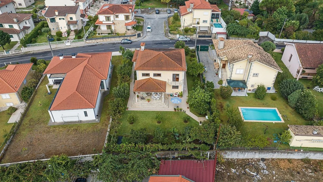 Moradia T3 para Venda em Belazaima do Chão, Castanheira do Vouga e Agadão Foto 10