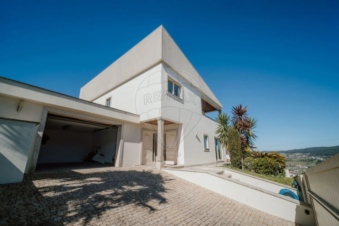 Moradia T3 para Venda em Belazaima do Chão, Castanheira do Vouga e Agadão Foto 36