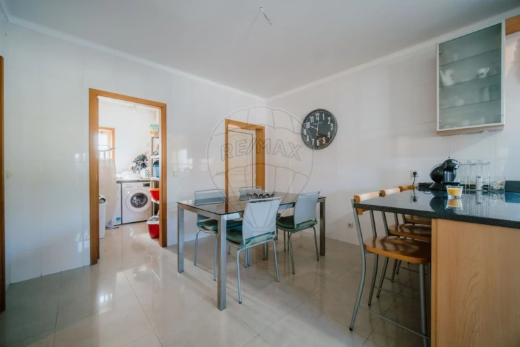 Moradia T3 para Venda em Belazaima do Chão, Castanheira do Vouga e Agadão Foto 9