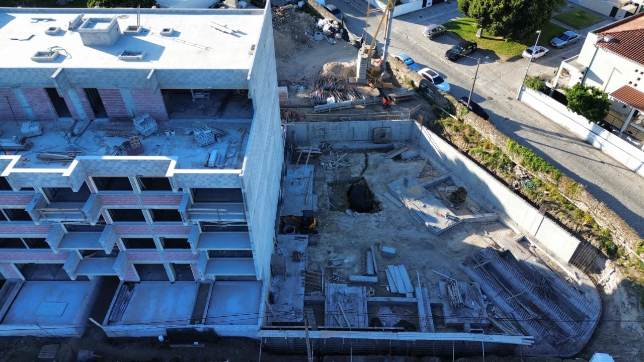 Apartamento T3 para Venda em Ferreiros, Prozelo e Besteiros Foto 33