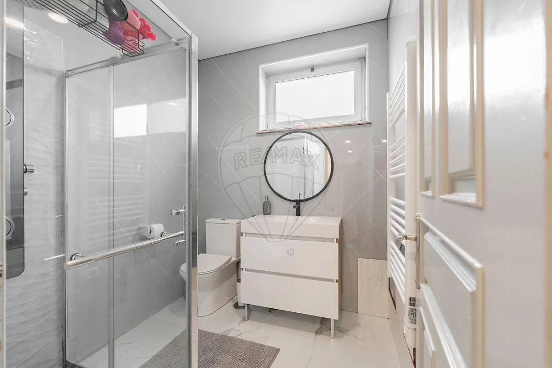 Apartamento T3 para Venda em Forjães Foto 24