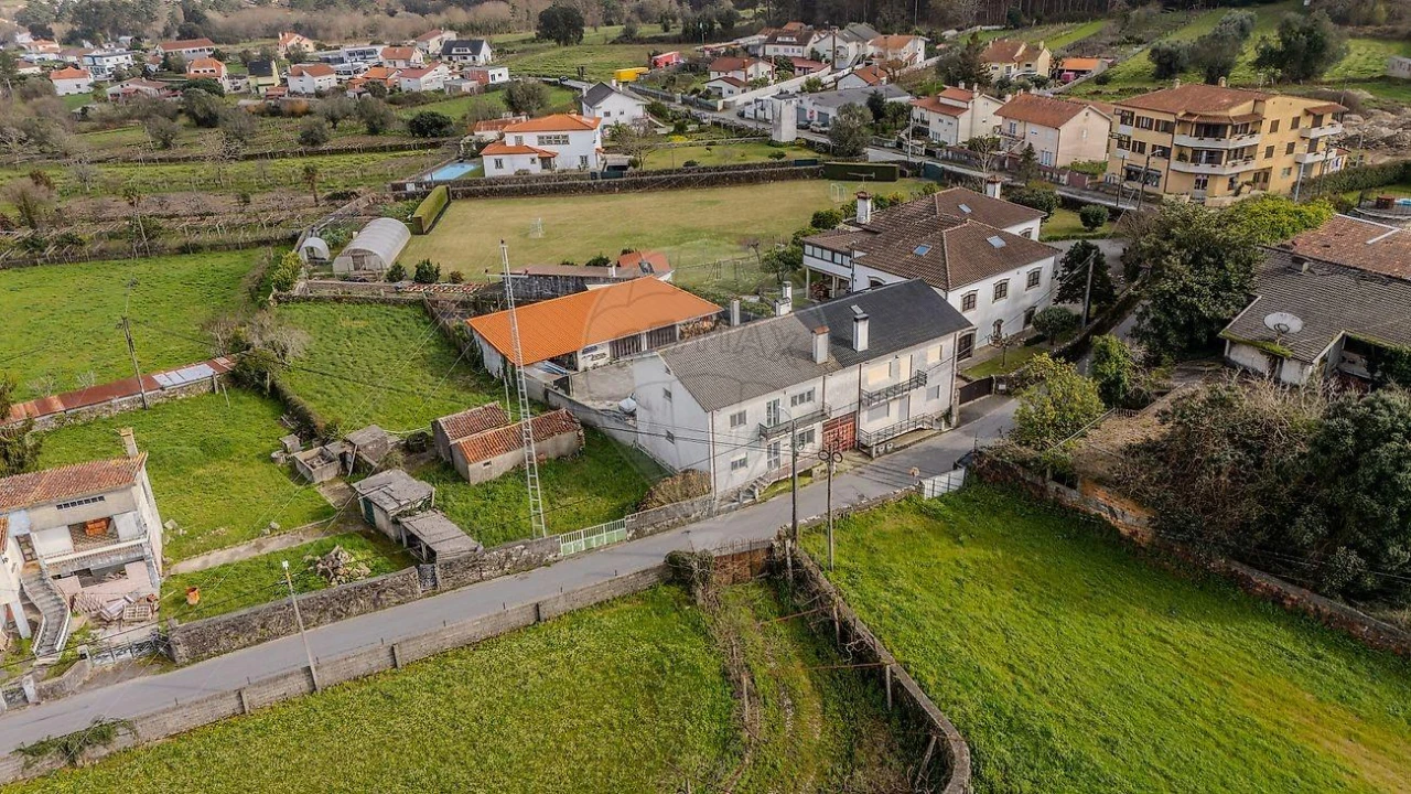 Apartamento T3 para Venda em Forjães Foto 6