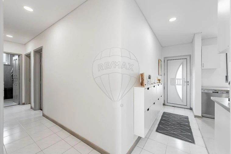 Apartamento T3 para Venda em Forjães Foto 14