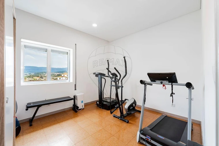 Apartamento T3 para Venda em Forjães Foto 25