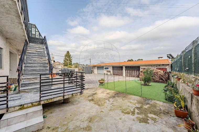 Apartamento T3 para Venda em Forjães Foto 33