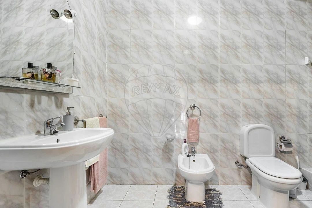 Apartamento T2 para Venda em Vila Nova de Famalicão e Calendário Foto 14