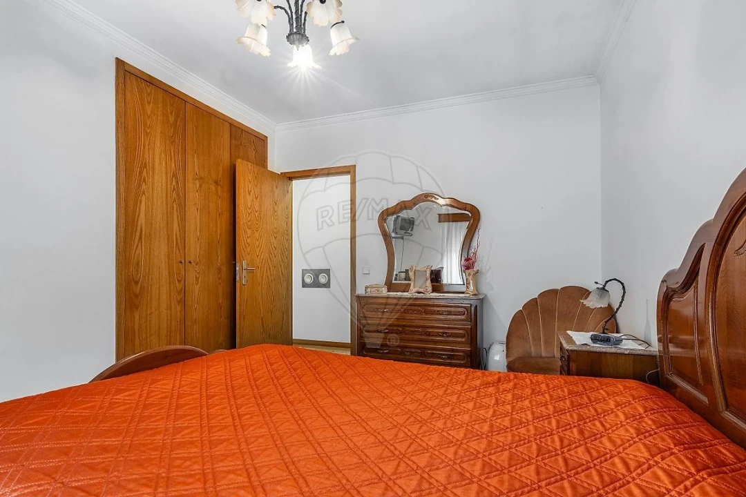 Apartamento T2 para Venda em Vila Nova de Famalicão e Calendário Foto 17