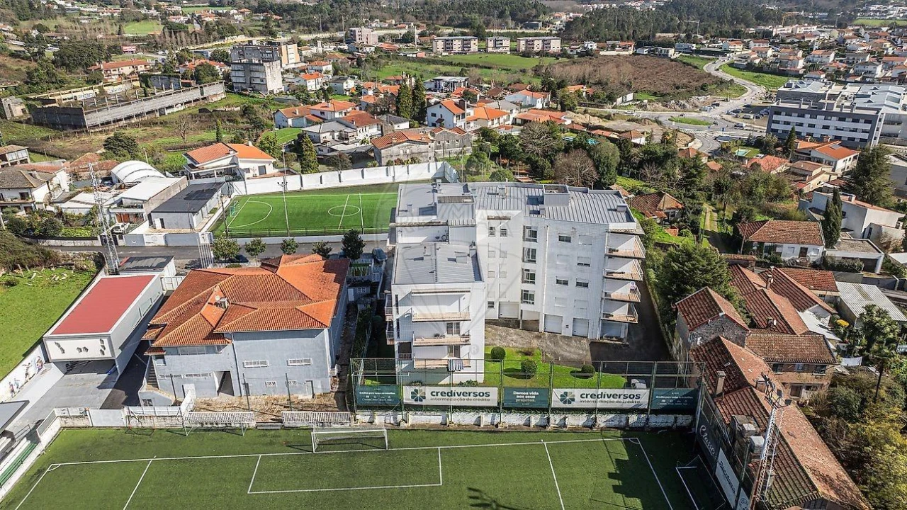 Apartamento T2 para Venda em Vila Nova de Famalicão e Calendário Foto 29