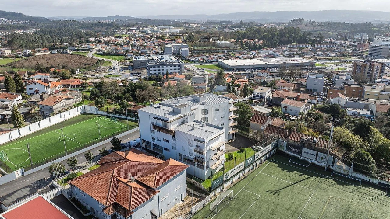 Apartamento T2 para Venda em Vila Nova de Famalicão e Calendário Foto 3