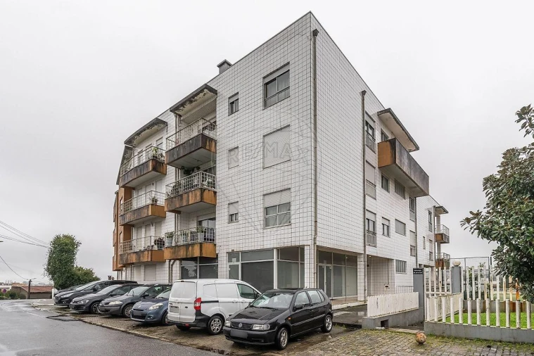 Apartamento T2 para Venda em Vila Nova de Famalicão e Calendário Foto 5