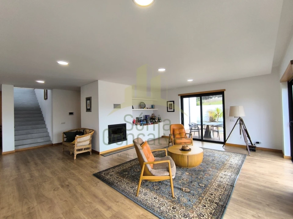 Moradia T3 para Venda em Ancora Foto 4