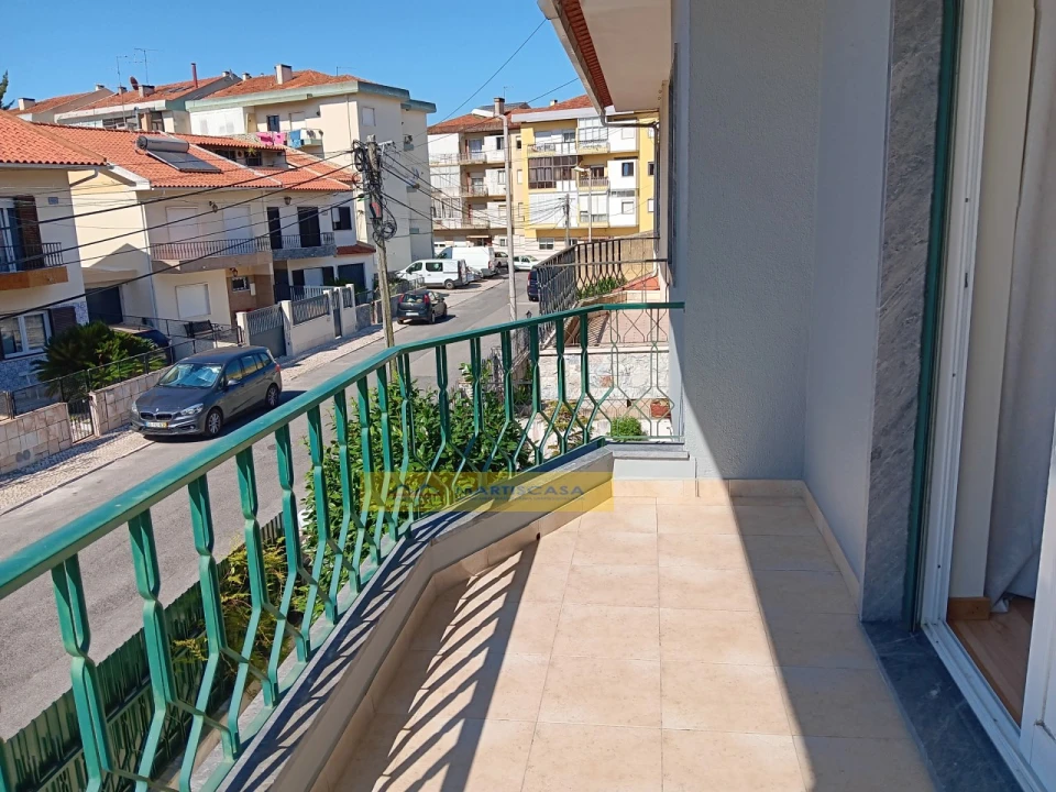 Moradia T4 para Venda em Algueirão-Mem Martins Foto 38