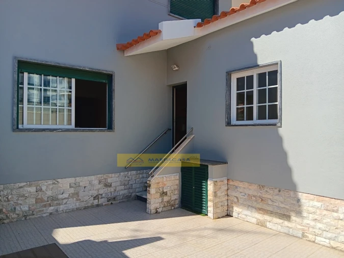 Moradia T4 para Venda em Algueirão-Mem Martins Foto 17