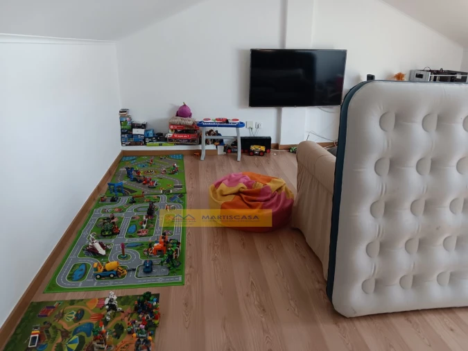 Moradia T4 para Venda em Algueirão-Mem Martins Foto 48