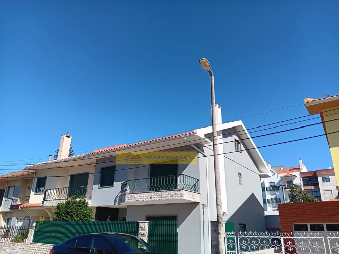 Moradia T4 para Venda em Algueirão-Mem Martins Foto 3