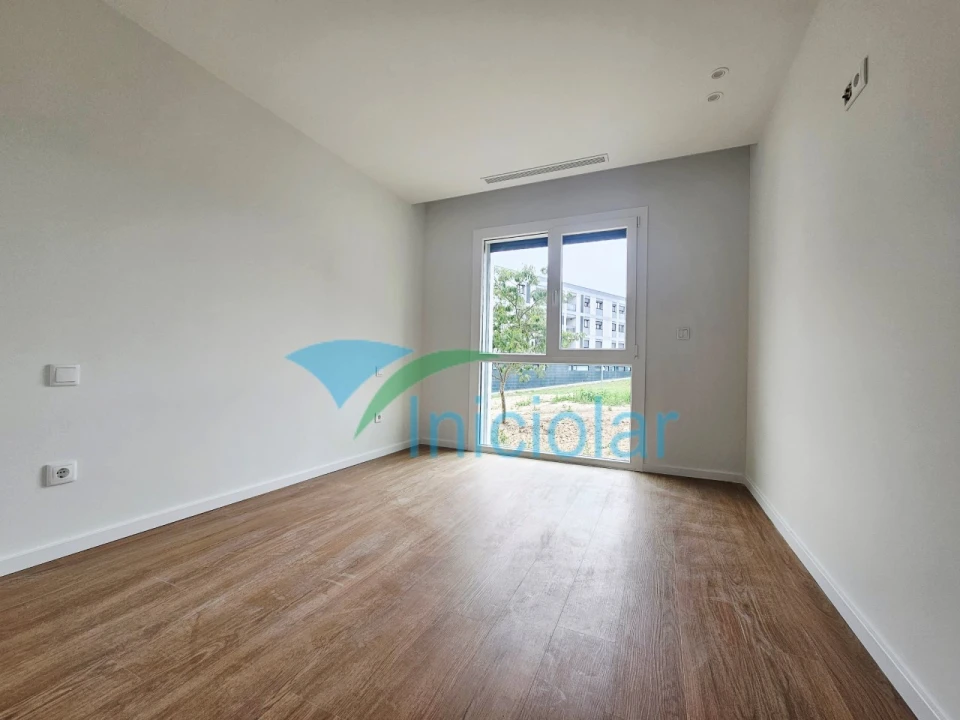 Apartamento T3 para Venda em Cidade da Maia Foto 15