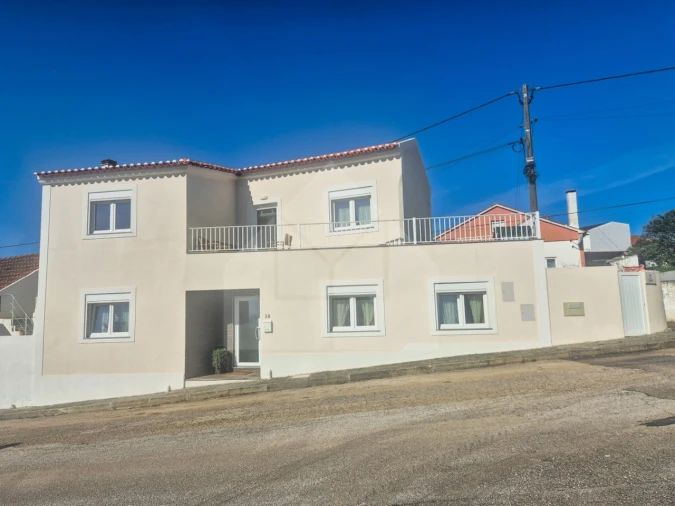 Moradia T3 para Venda em Lourinhã e Atalaia Foto 1