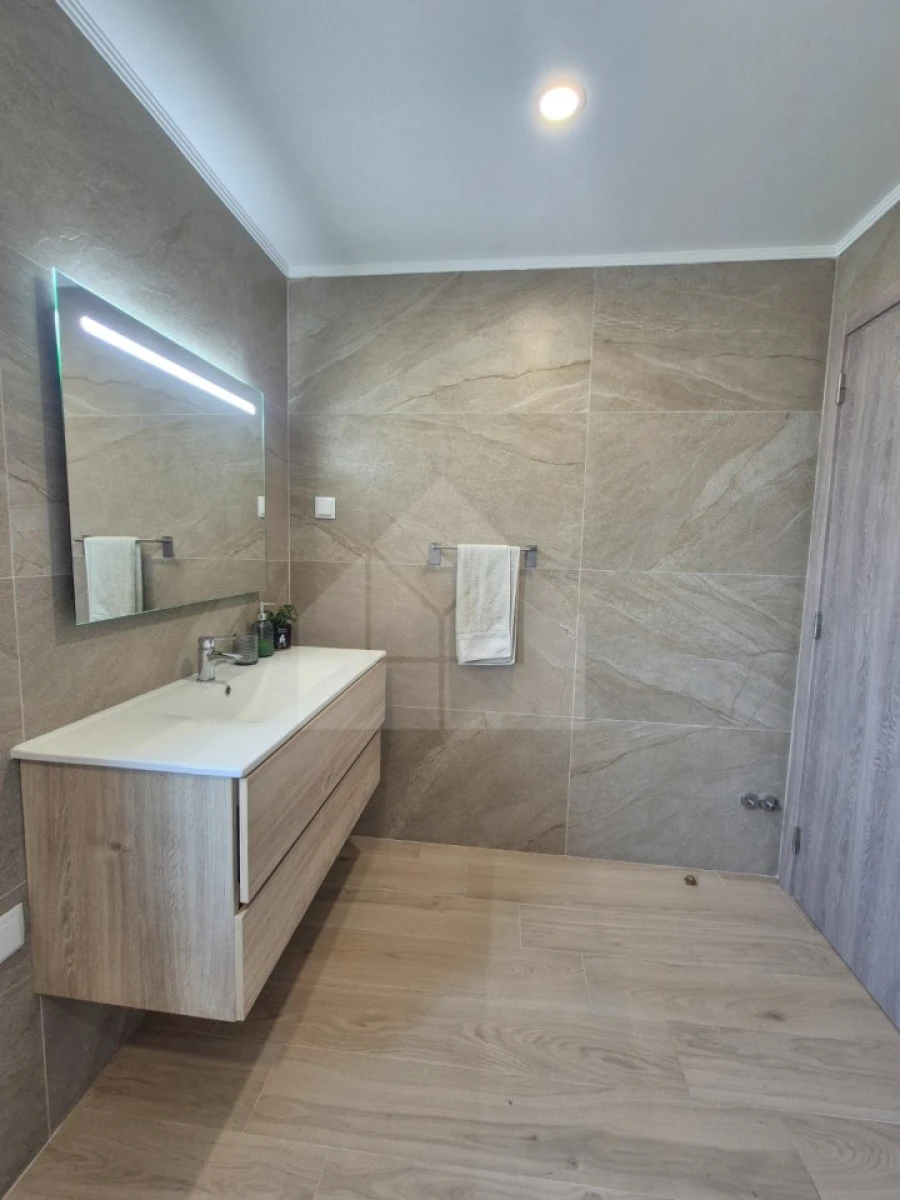 Moradia T3 para Venda em Lourinhã e Atalaia Foto 12