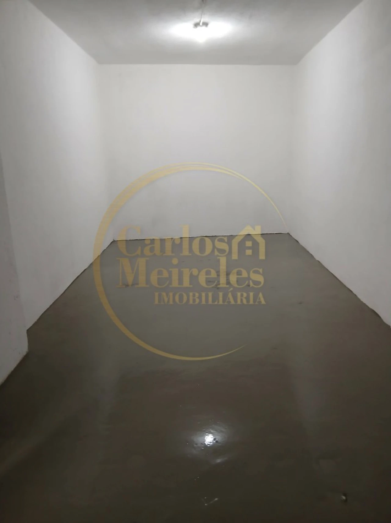 Garagem para Venda em Vila Verde e Barbudo Foto 2