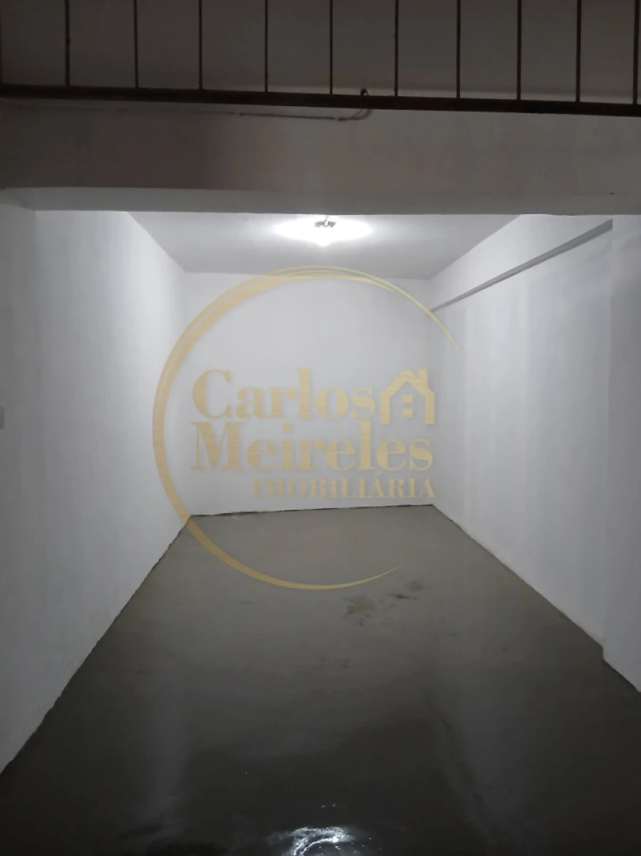 Garagem para Venda em Vila Verde e Barbudo