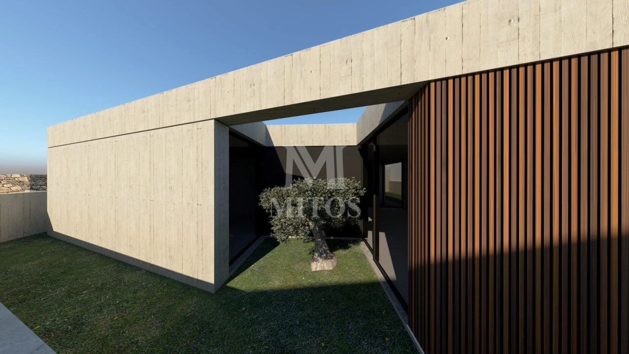 Terreno para Venda em Santa Marta de Portuzelo Foto 9