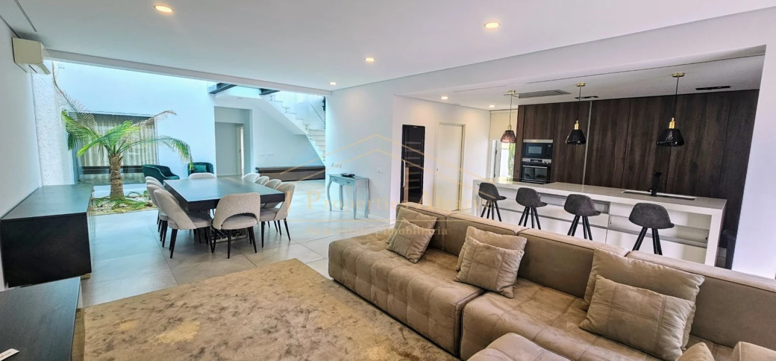 Moradia T5 para Venda em Montenegro Foto 1