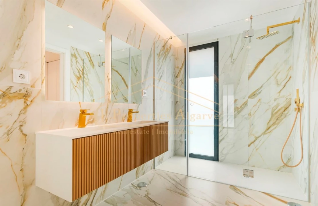 Moradia T5 para Venda em Albufeira e Olhos de Água Foto 43