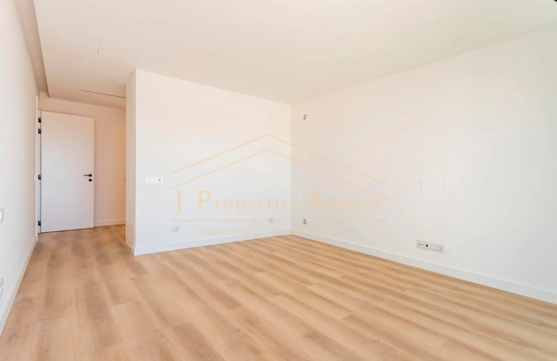 Moradia T5 para Venda em Albufeira e Olhos de Água Foto 52