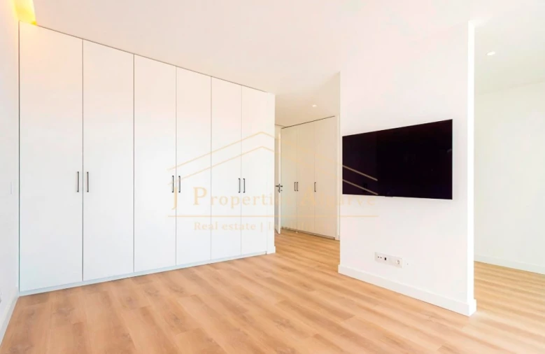 Moradia T5 para Venda em Albufeira e Olhos de Água Foto 50