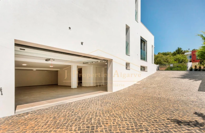 Moradia T5 para Venda em Albufeira e Olhos de Água Foto 65