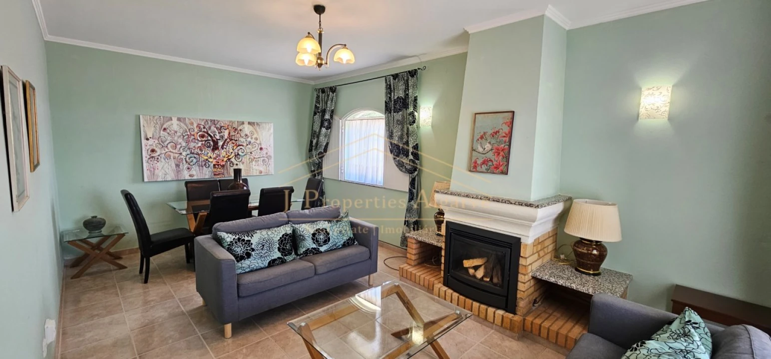 Moradia T4 para Venda em Loule (São Sebastião) Foto 6