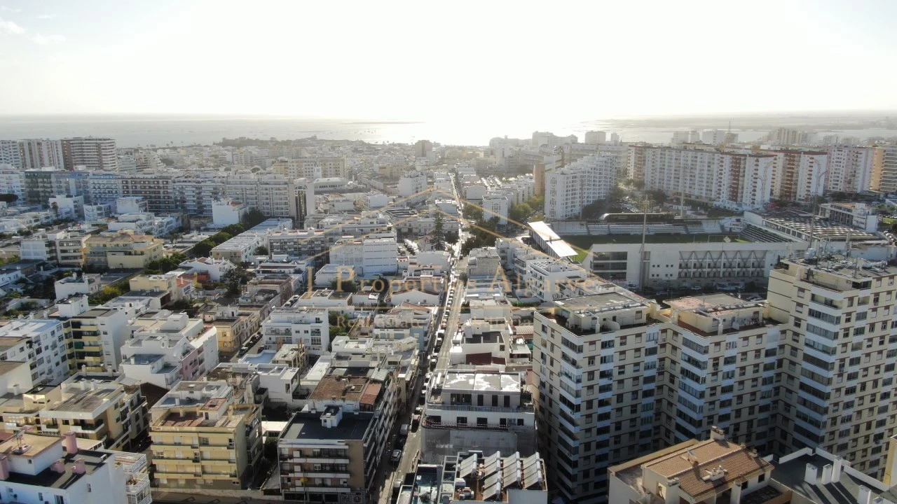 Moradia T3 para Venda em Faro (Sé e São Pedro) Foto 7