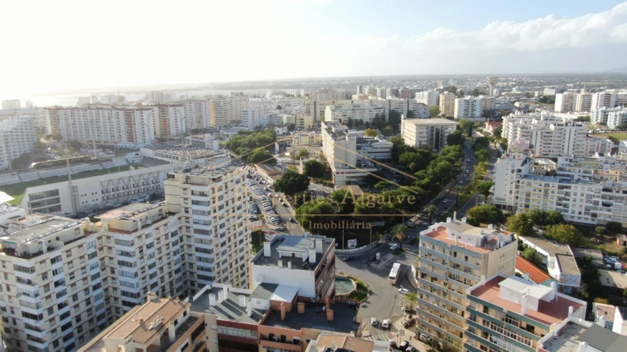 Moradia T3 para Venda em Faro (Sé e São Pedro) Foto 6