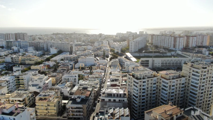 Moradia T3 para Venda em Faro (Sé e São Pedro) Foto 7