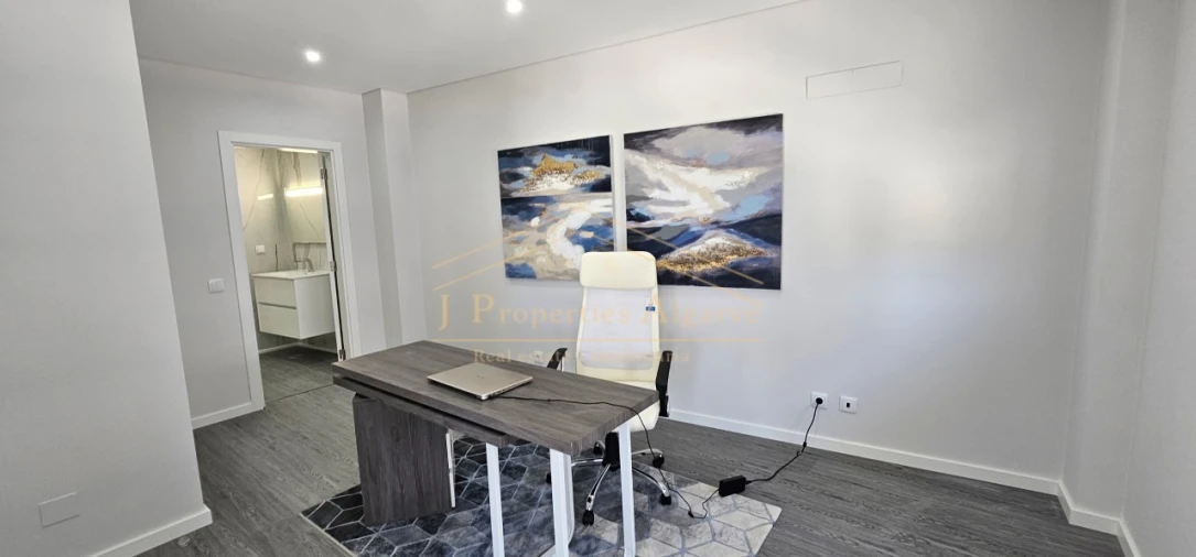 Apartamento T3 para Venda em Olhão Foto 8