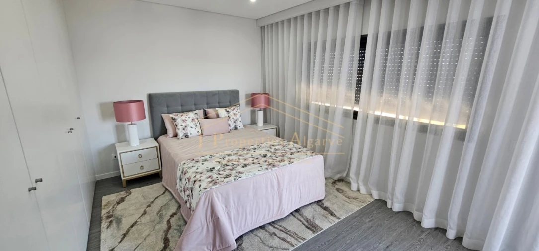 Apartamento T3 para Venda em Olhão Foto 21