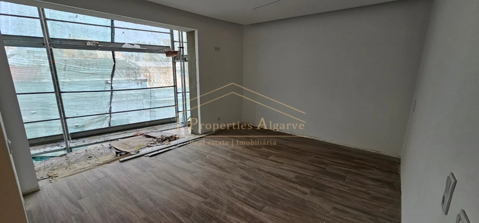 Prédio para Venda em Faro (Sé e São Pedro) Foto 6