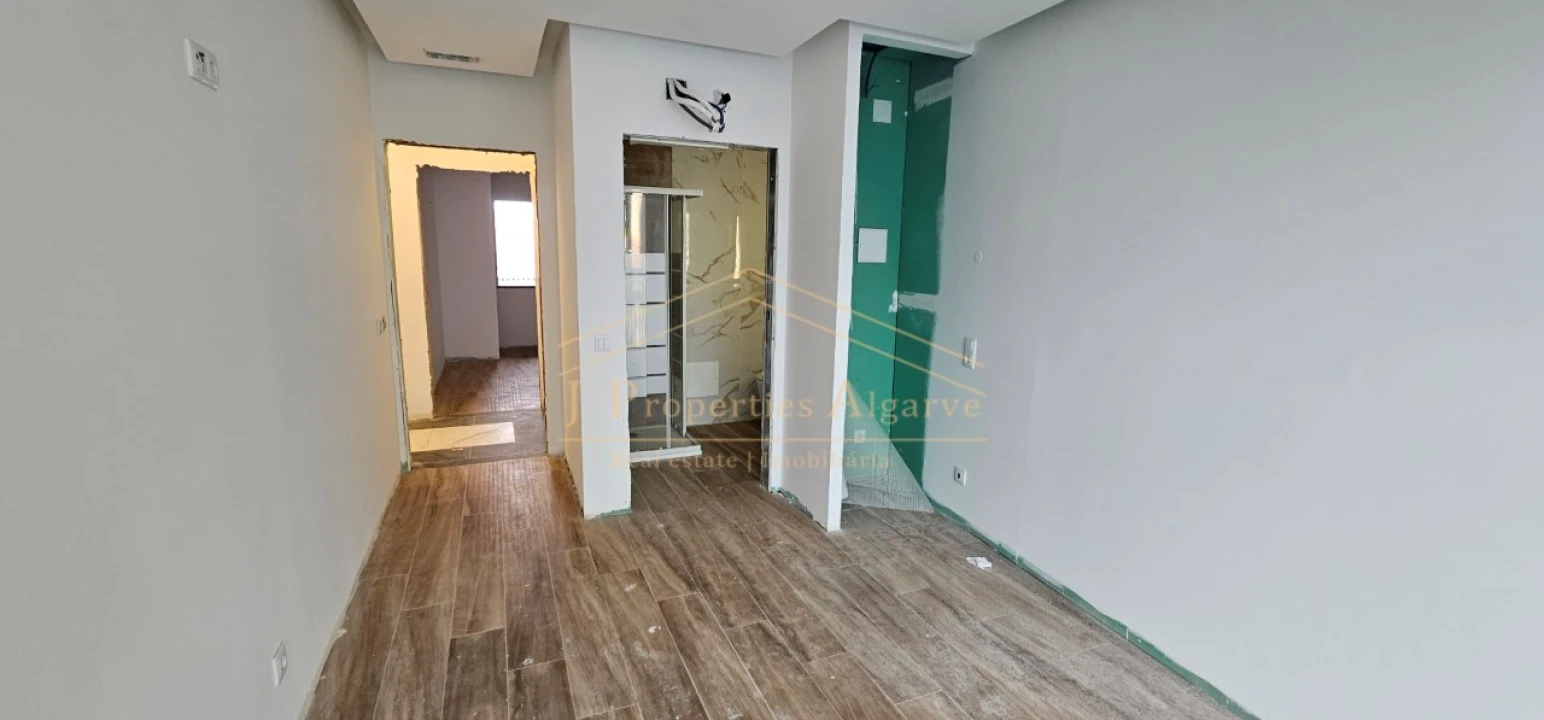 Prédio para Venda em Faro (Sé e São Pedro) Foto 7