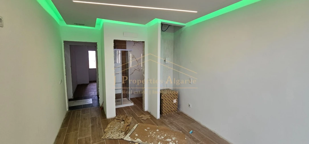 Prédio para Venda em Faro (Sé e São Pedro) Foto 3