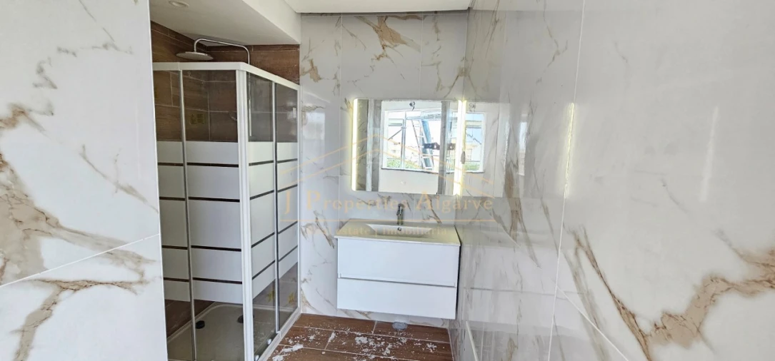 Prédio para Venda em Faro (Sé e São Pedro) Foto 31