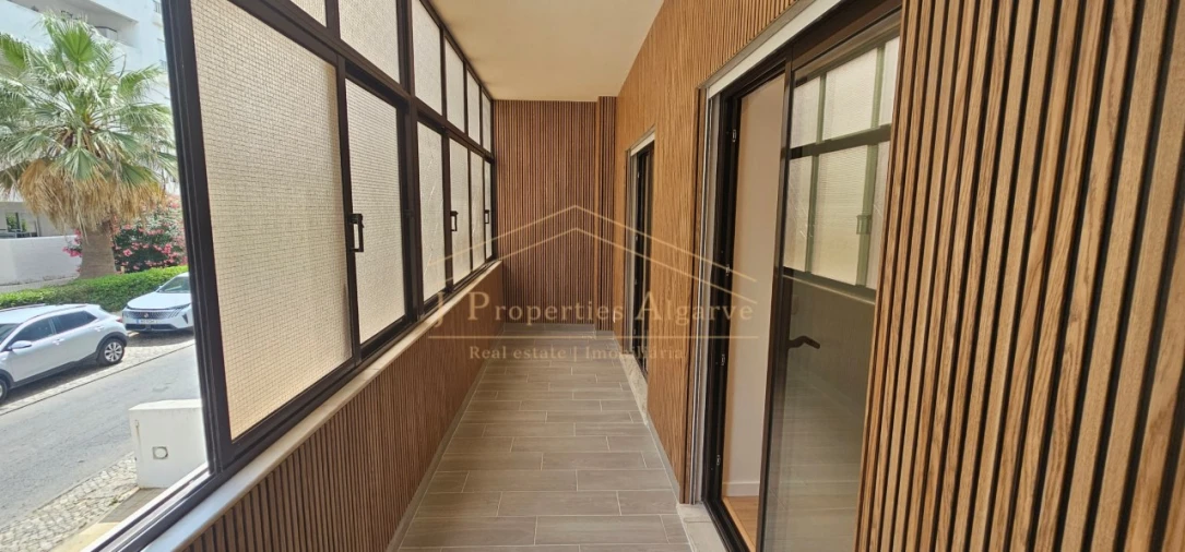 Apartamento T3 para Venda em Quarteira Foto 12