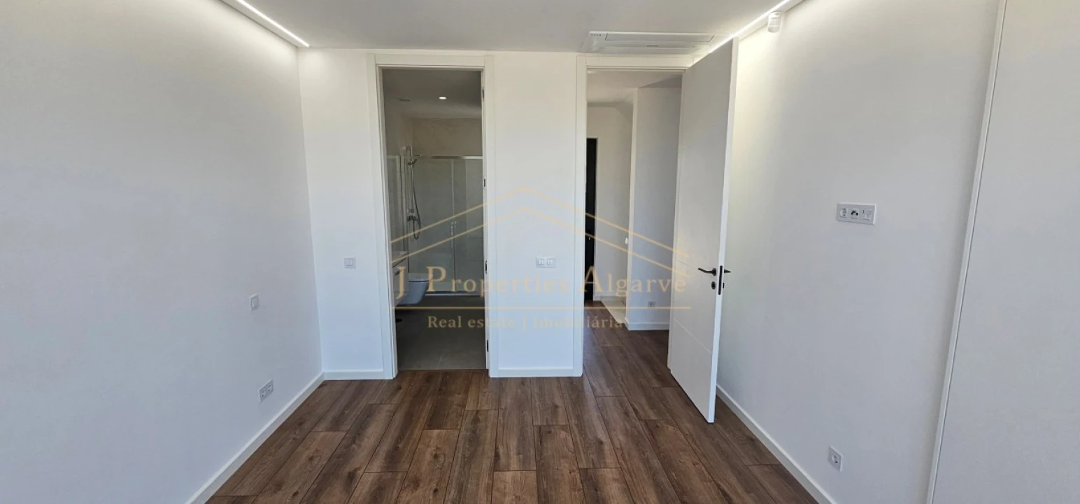 Moradia T3 para Venda em Moncarapacho e Fuseta Foto 16