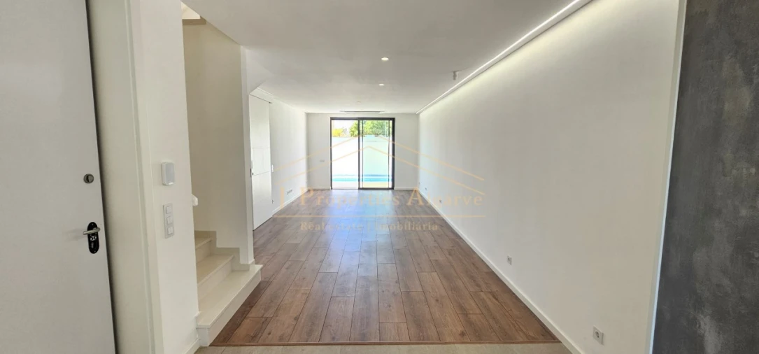 Moradia T3 para Venda em Moncarapacho e Fuseta Foto 6